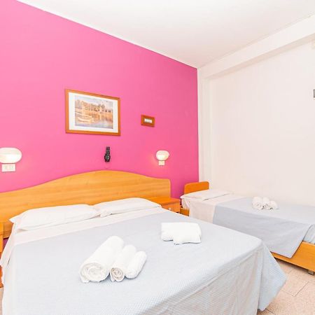 Hotel Arlino Rimini Ngoại thất bức ảnh