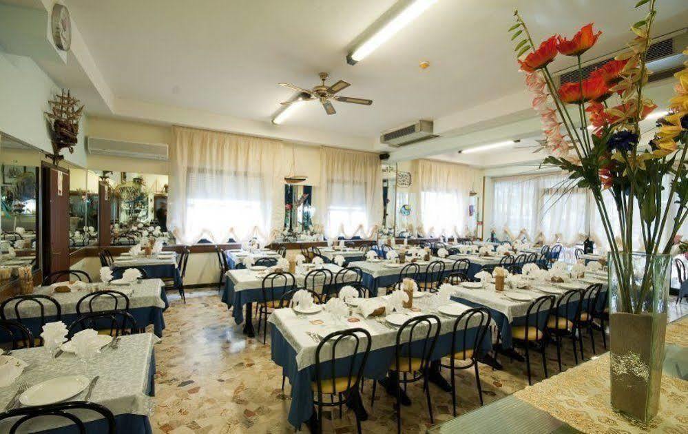 Hotel Arlino Rimini Ngoại thất bức ảnh