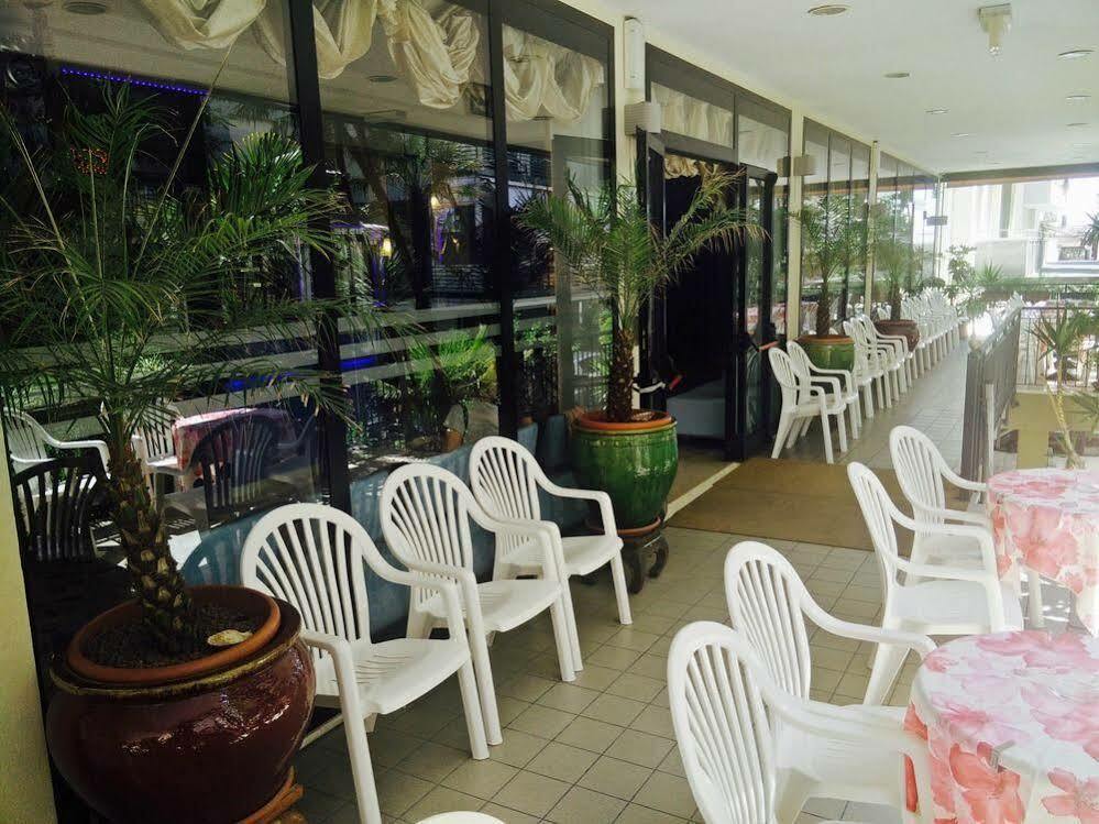 Hotel Arlino Rimini Ngoại thất bức ảnh